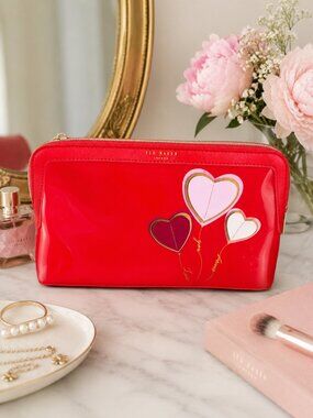Ted Baker London Red Patent Heart Balloon Cosmetic Makeup Bag Zip Pouch